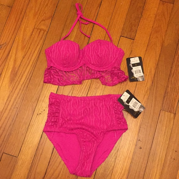 Marilyn Monroe Other - NWT Marilyn Monroe lace halter bikin 2pc set